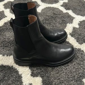 Like new! Worn once Madewell black leather boots!